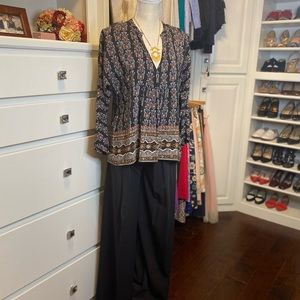 Madewell Bohemian Styled 100% Silk V-Neck Blouse.  Size Small